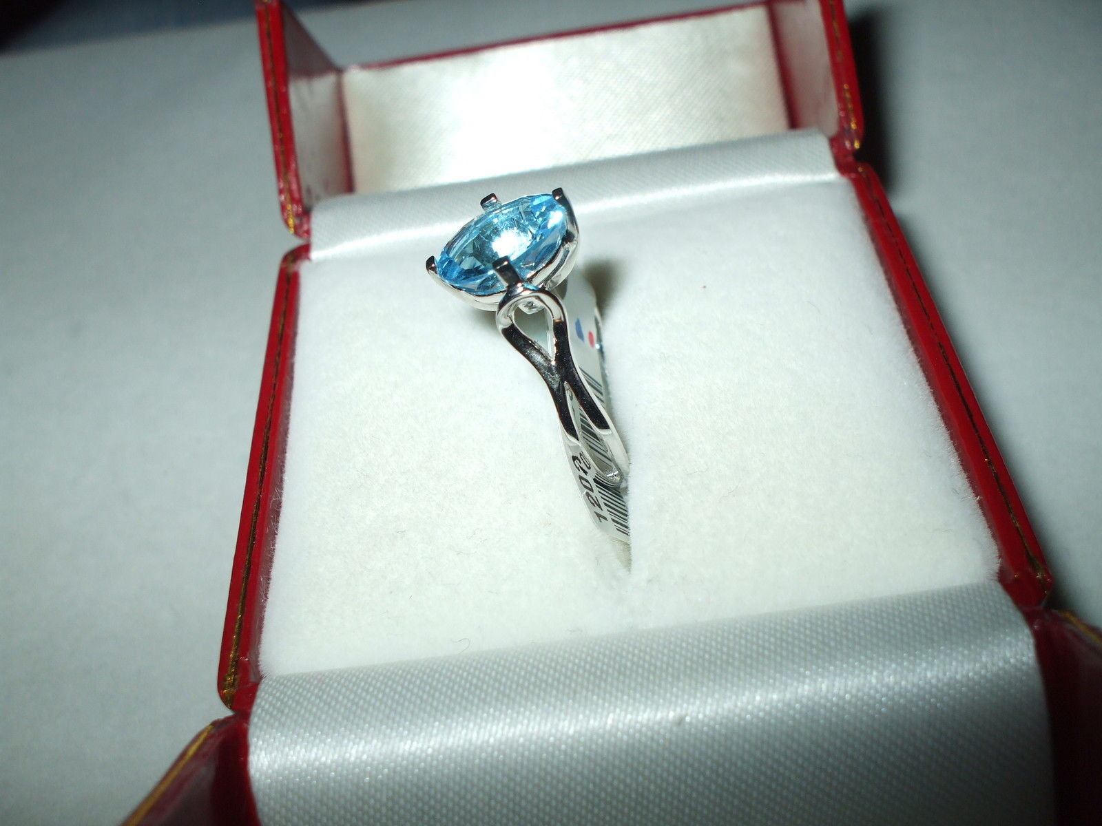 Genuine 3 ct Blue Topaz Ring 14K white gold NWT $780