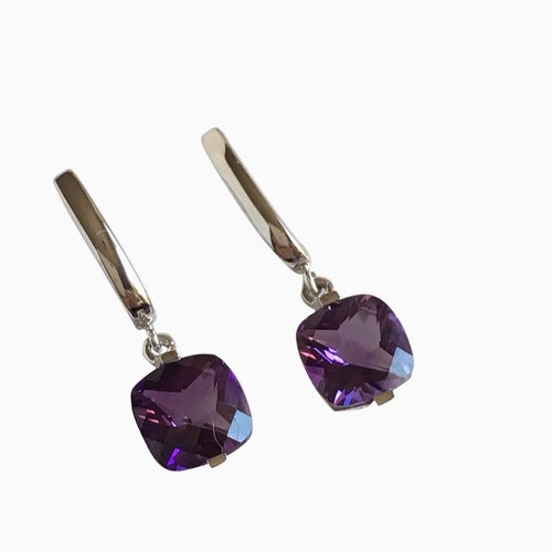 Genuine Amethyst 7mm 14K 2.3 gr. white gold earrings  NWT $675