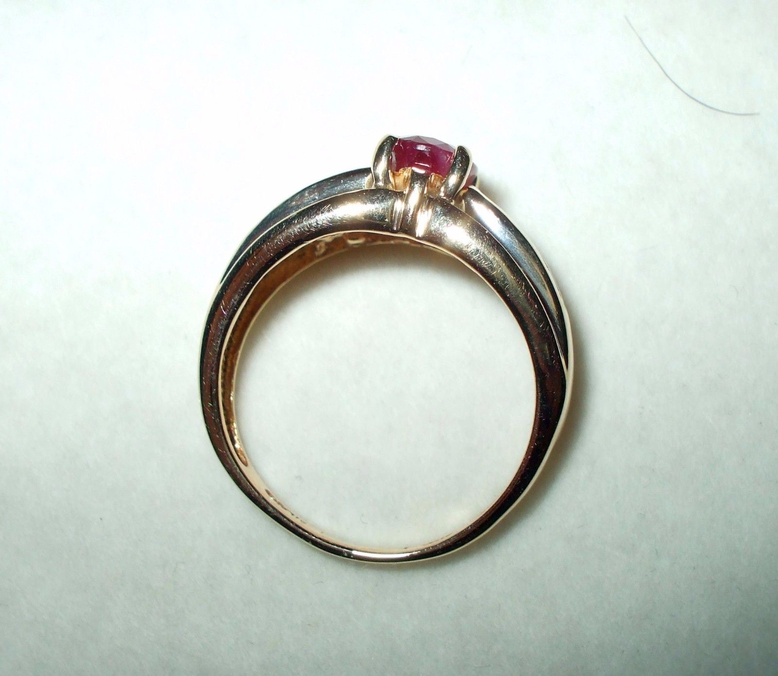 Genuine 1.0 ct Oval Ruby & Diamond Ring 14K yellow gold $2500 NWT