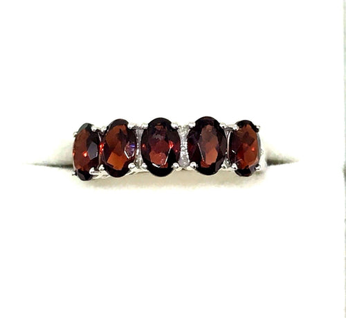 14K white gold and Genuine Garnets Ring, 1.98 grams of gold  $440 NWT Size 7