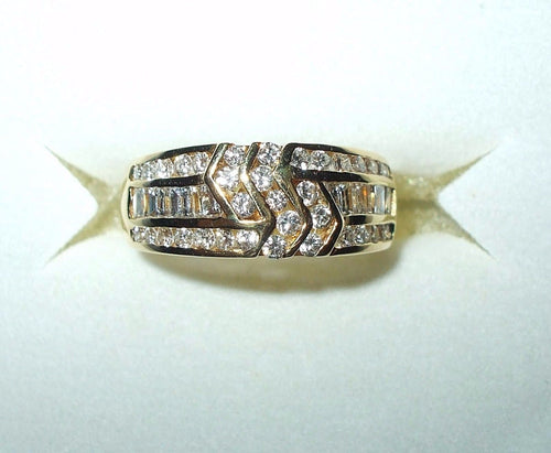 Genuine 1.11 cttw Diamond Ring 18K yellow gold $3996 NWT