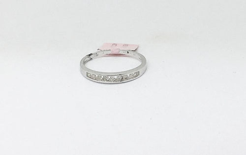14K White Gold 0.15 cttw Diamond Ring NWT $880